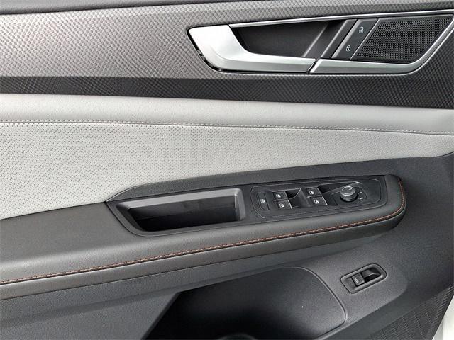 new 2025 Volkswagen Atlas car, priced at $43,896