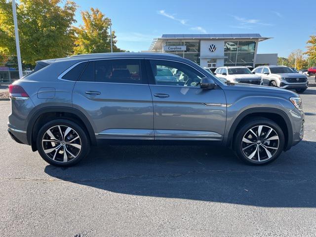 new 2025 Volkswagen Atlas Cross Sport car, priced at $54,320