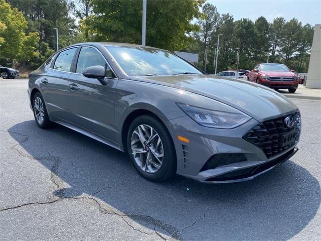 used 2022 Hyundai Sonata car, priced at $22,087