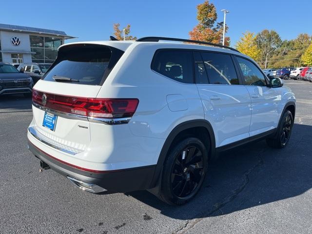 new 2025 Volkswagen Atlas car, priced at $46,320