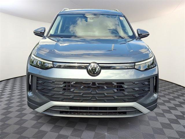 new 2025 Volkswagen Tiguan car, priced at $28,601