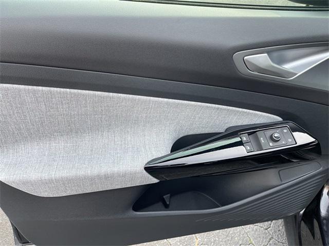 new 2025 Volkswagen ID.4 car, priced at $43,988