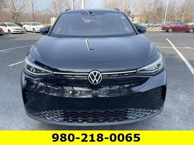 new 2025 Volkswagen ID.4 car, priced at $45,411