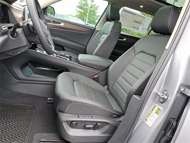 new 2025 Volkswagen Atlas car, priced at $44,855