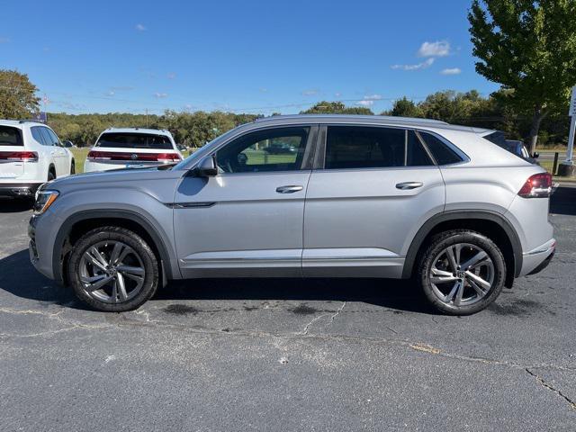 new 2024 Volkswagen Atlas Cross Sport car, priced at $45,100