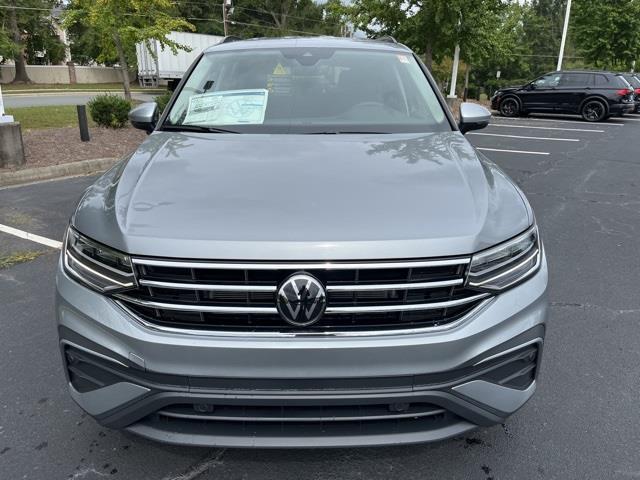 new 2024 Volkswagen Tiguan car, priced at $26,811