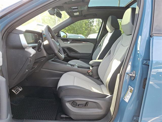 new 2025 Volkswagen Tiguan car, priced at $40,290