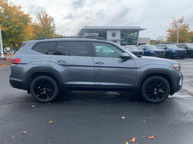 new 2025 Volkswagen Atlas car, priced at $48,820