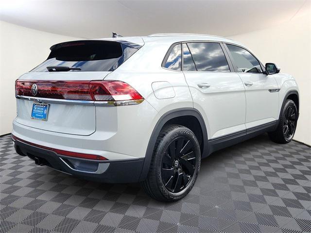 new 2026 Volkswagen Atlas Cross Sport car, priced at $45,801