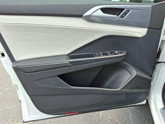 new 2025 Volkswagen Taos car, priced at $35,784