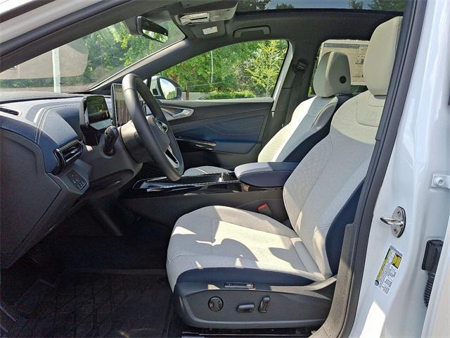 new 2025 Volkswagen ID.4 car, priced at $51,915