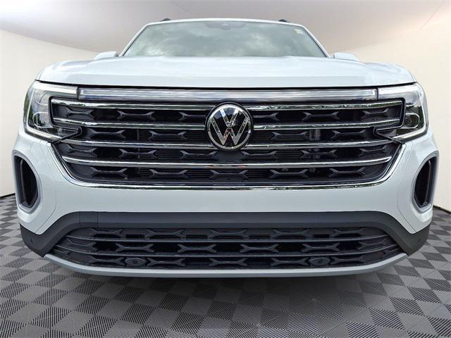 new 2025 Volkswagen Atlas car, priced at $39,566