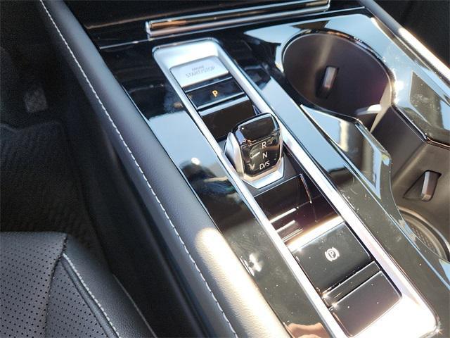 new 2026 Volkswagen Atlas car, priced at $45,312