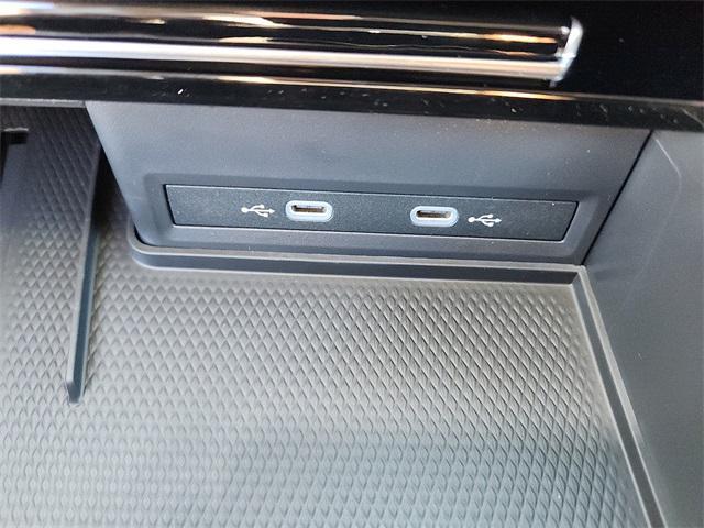 new 2026 Volkswagen Atlas car, priced at $45,312