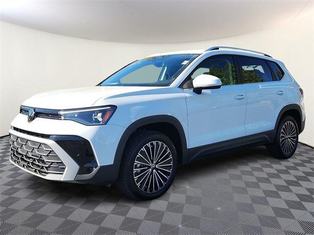 new 2025 Volkswagen Taos car, priced at $29,016