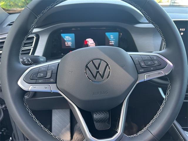 new 2025 Volkswagen Atlas Cross Sport car, priced at $43,014
