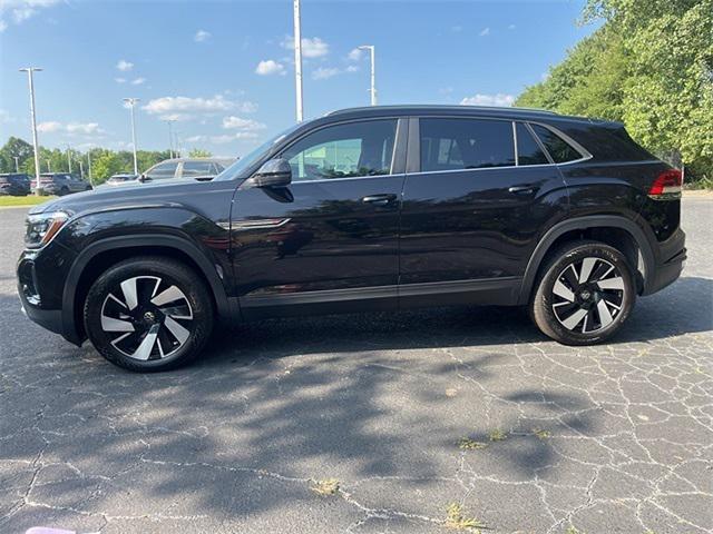 new 2025 Volkswagen Atlas Cross Sport car, priced at $43,482