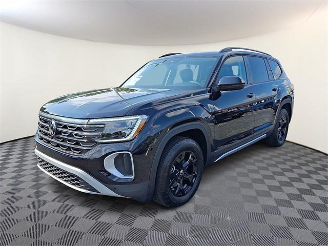 new 2025 Volkswagen Atlas car, priced at $43,461