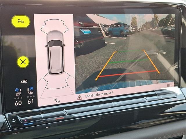 new 2025 Volkswagen Atlas car, priced at $43,461