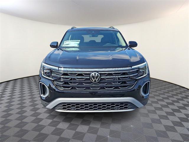 new 2025 Volkswagen Atlas car, priced at $43,461