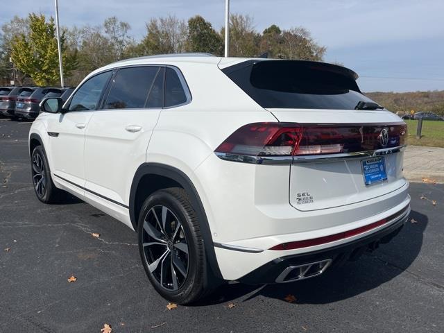 new 2025 Volkswagen Atlas Cross Sport car, priced at $51,911