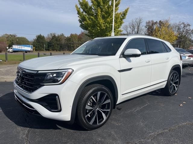 new 2025 Volkswagen Atlas Cross Sport car, priced at $51,911