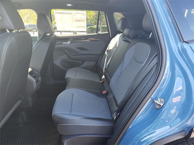 new 2025 Volkswagen Tiguan car, priced at $38,906