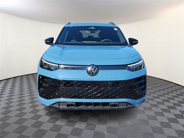 new 2025 Volkswagen Tiguan car, priced at $38,906