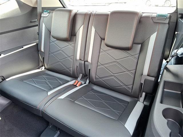 new 2025 Volkswagen Atlas car, priced at $43,146