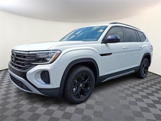 new 2025 Volkswagen Atlas car, priced at $43,146