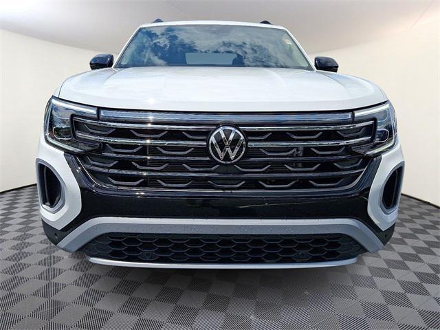 new 2025 Volkswagen Atlas car, priced at $43,146