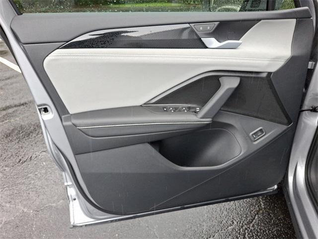 new 2025 Volkswagen Tiguan car, priced at $32,280