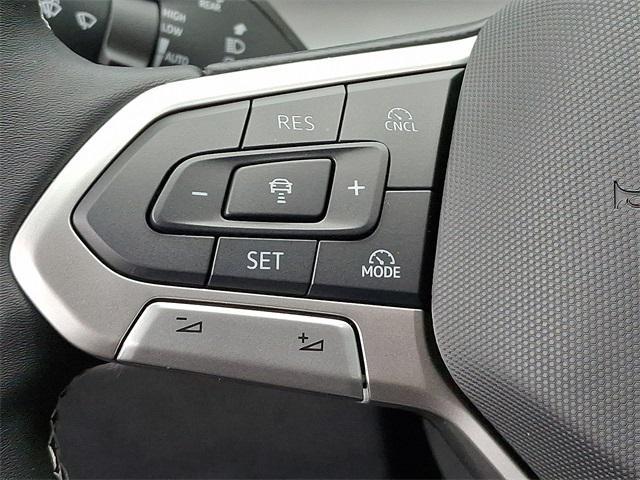 new 2025 Volkswagen Tiguan car, priced at $32,280