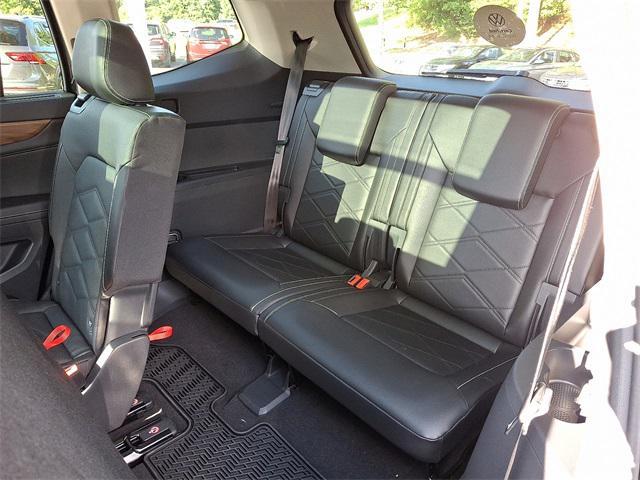used 2024 Volkswagen Atlas car, priced at $37,788