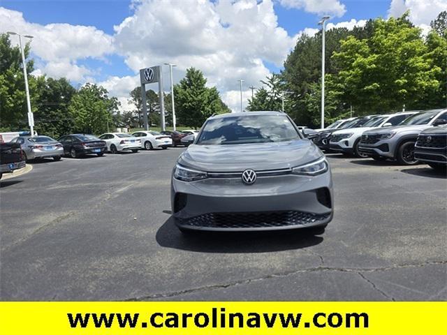 new 2025 Volkswagen ID.4 car, priced at $40,370