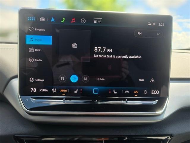 new 2025 Volkswagen ID.4 car, priced at $40,370