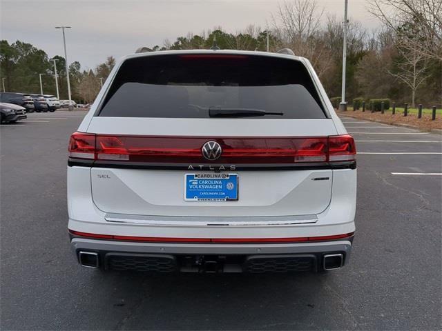 new 2024 Volkswagen Atlas car, priced at $48,692