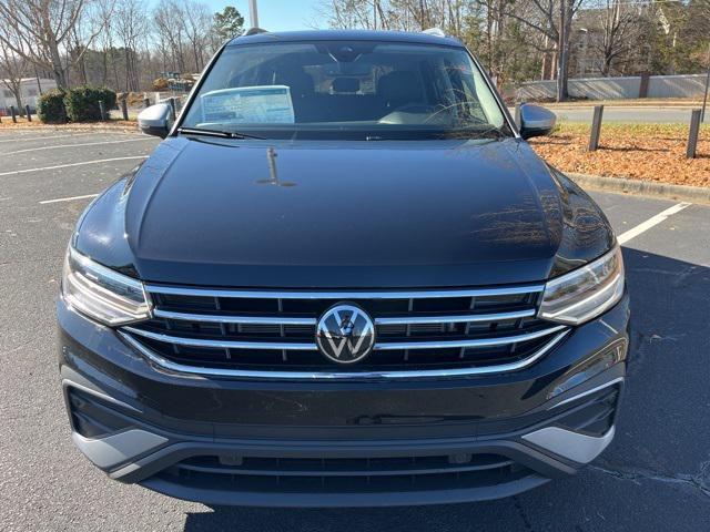 new 2024 Volkswagen Tiguan car, priced at $29,385