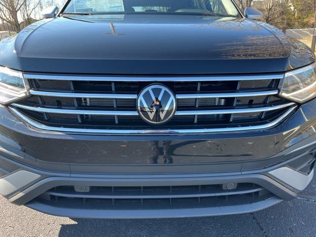 new 2024 Volkswagen Tiguan car, priced at $29,385