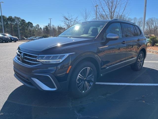 new 2024 Volkswagen Tiguan car, priced at $30,135