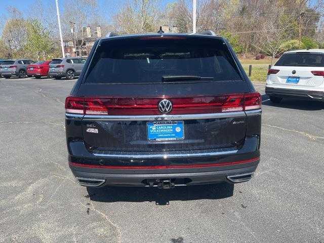 new 2025 Volkswagen Atlas car, priced at $49,156