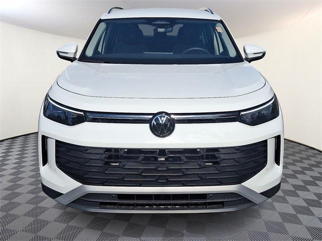 new 2025 Volkswagen Tiguan car, priced at $30,101