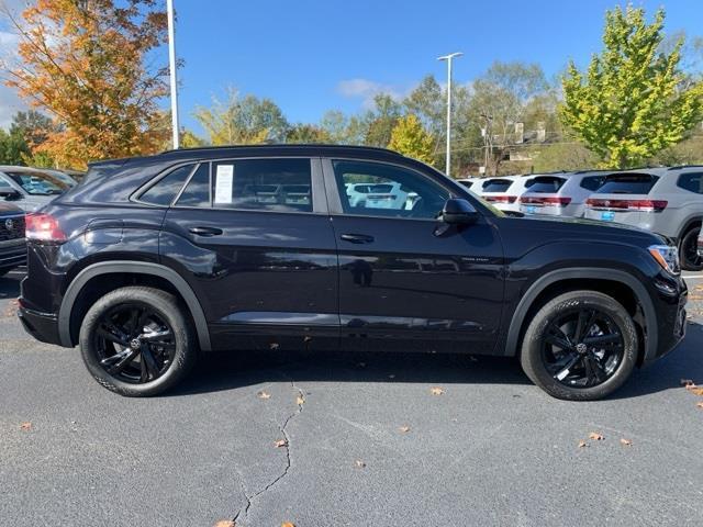 new 2025 Volkswagen Atlas Cross Sport car, priced at $47,810