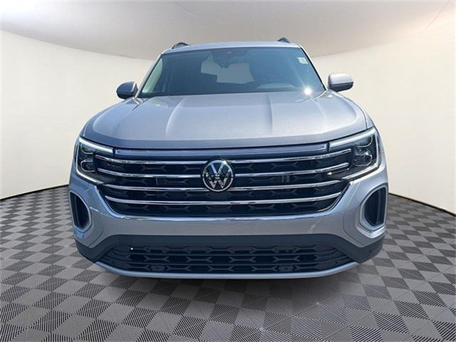 new 2025 Volkswagen Atlas car, priced at $41,084