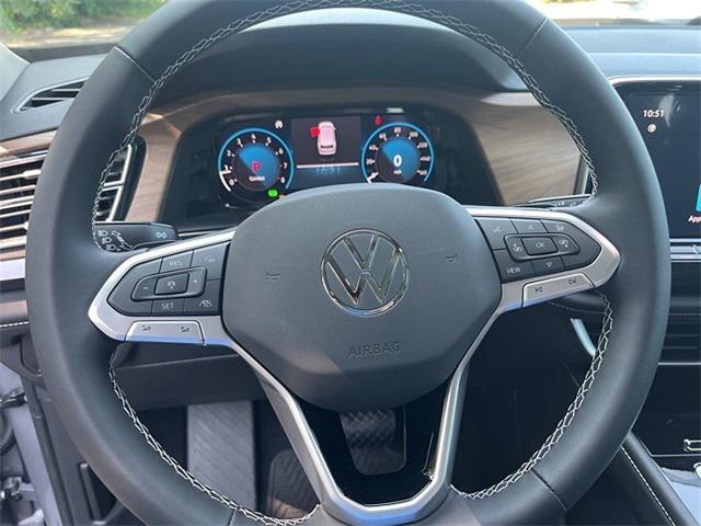 new 2025 Volkswagen Atlas car, priced at $41,084