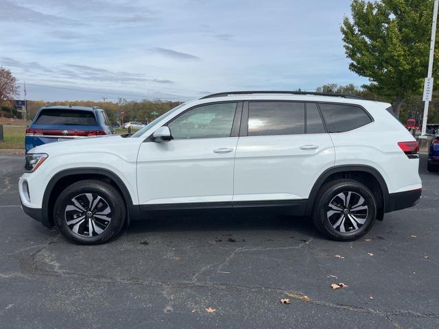 new 2025 Volkswagen Atlas car, priced at $40,731