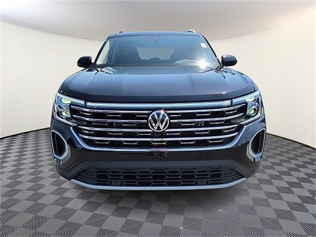 new 2025 Volkswagen Atlas car, priced at $47,518