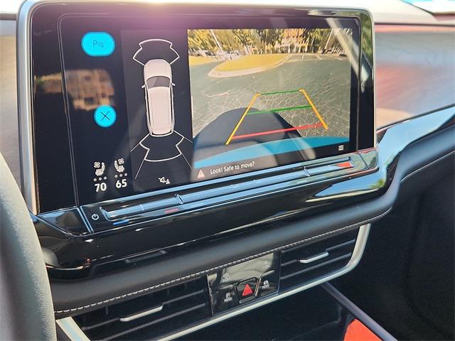 used 2024 Volkswagen Atlas car, priced at $30,997