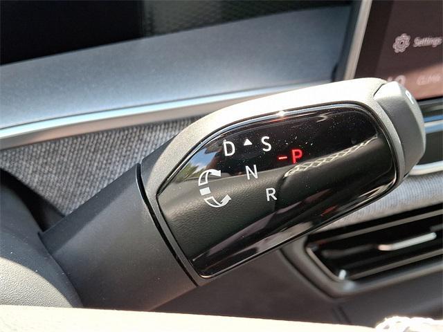 new 2025 Volkswagen Tiguan car, priced at $29,601