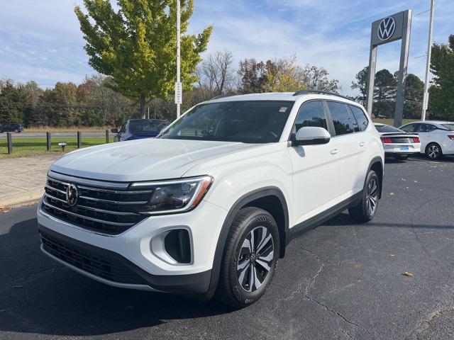 new 2024 Volkswagen Atlas car, priced at $34,215